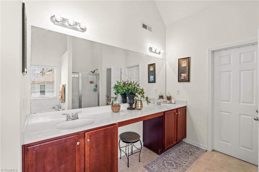 3532 Sagedale Court High Point, NC 27265 - Photo 26 of 41 Love this vanity!