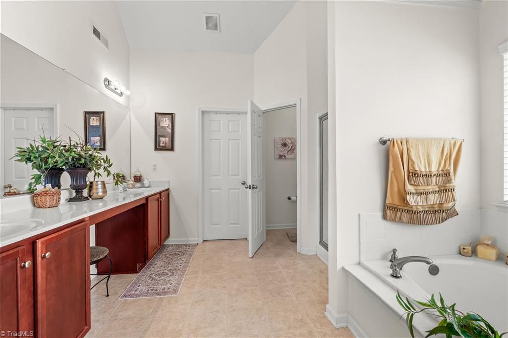 3532 Sagedale Court High Point, NC 27265 - Photo 28 of 41 SO Spacious!