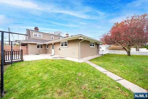 $6,900 | 71 Day Avenue, Tenafly, NJ 07670