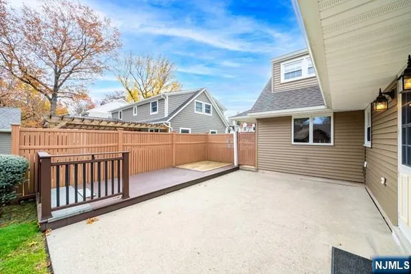 $6,900 | 71 Day Avenue, Tenafly, NJ 07670