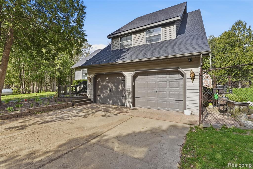 1615 North Five Lakes Road Lapeer, MI 48446 - Photo 7 of 36