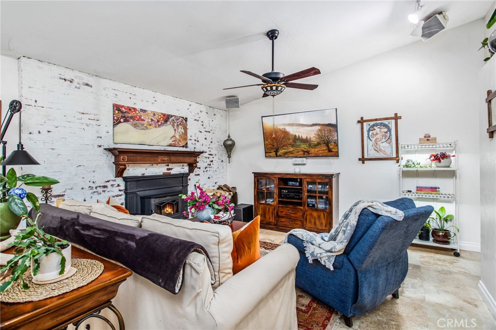 16995 Rocky Glen Road Perris, CA 92570 - Photo 14 of 71