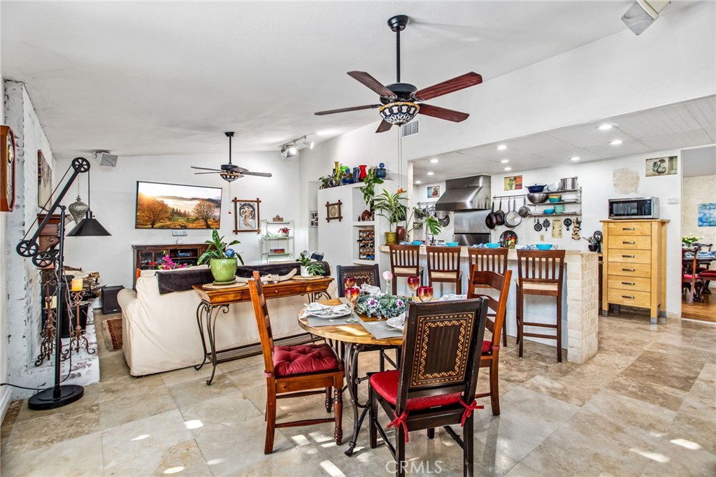 16995 Rocky Glen Road Perris, CA 92570 - Photo 17 of 71