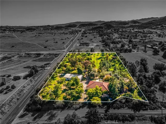 $950,000 | 16995 Rocky Glen Road, Perris, CA 92570
