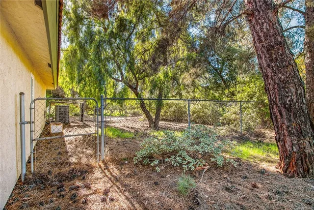$950,000 | 16995 Rocky Glen Road, Perris, CA 92570