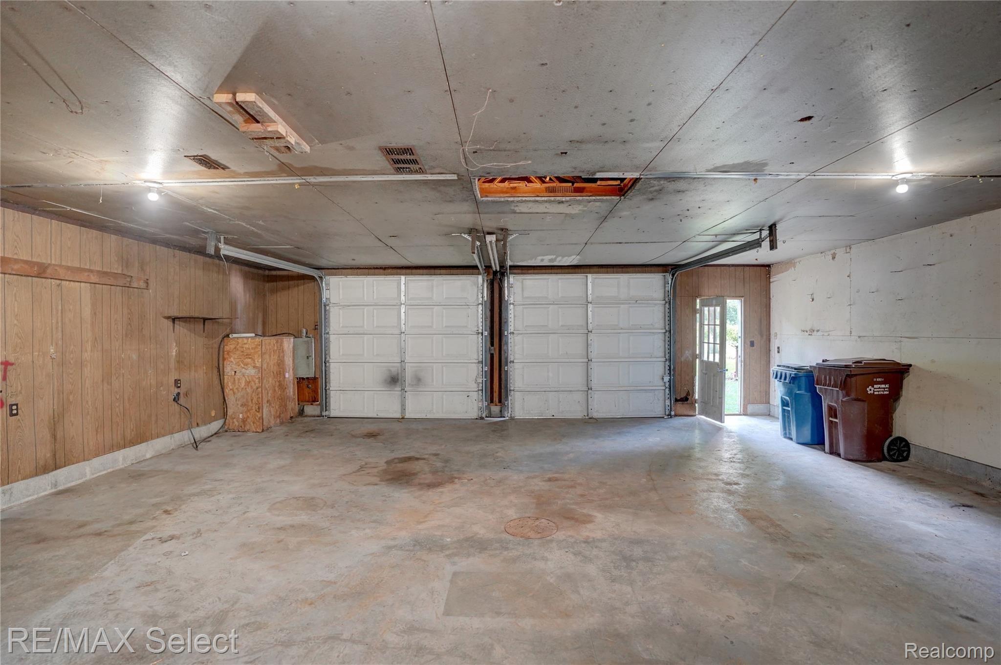 2883 East Shaffer Road Midland, MI 48642 - Photo 38 of 44 2883 E Shaffer Rd 54.jpg