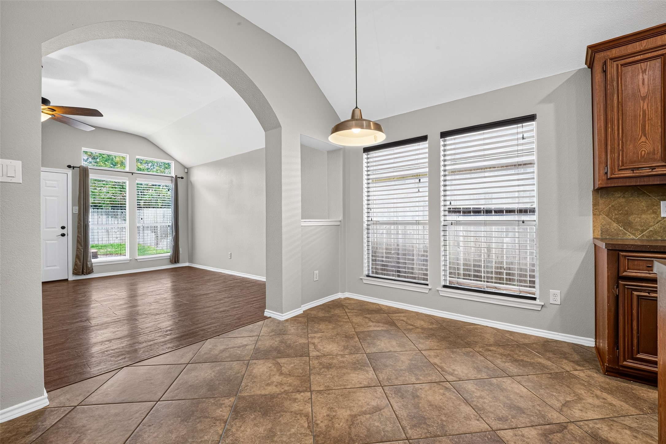 2335 Morgan Ridge Lane Spring, TX 77386 - Photo 13 of 49 Gallery Image 13