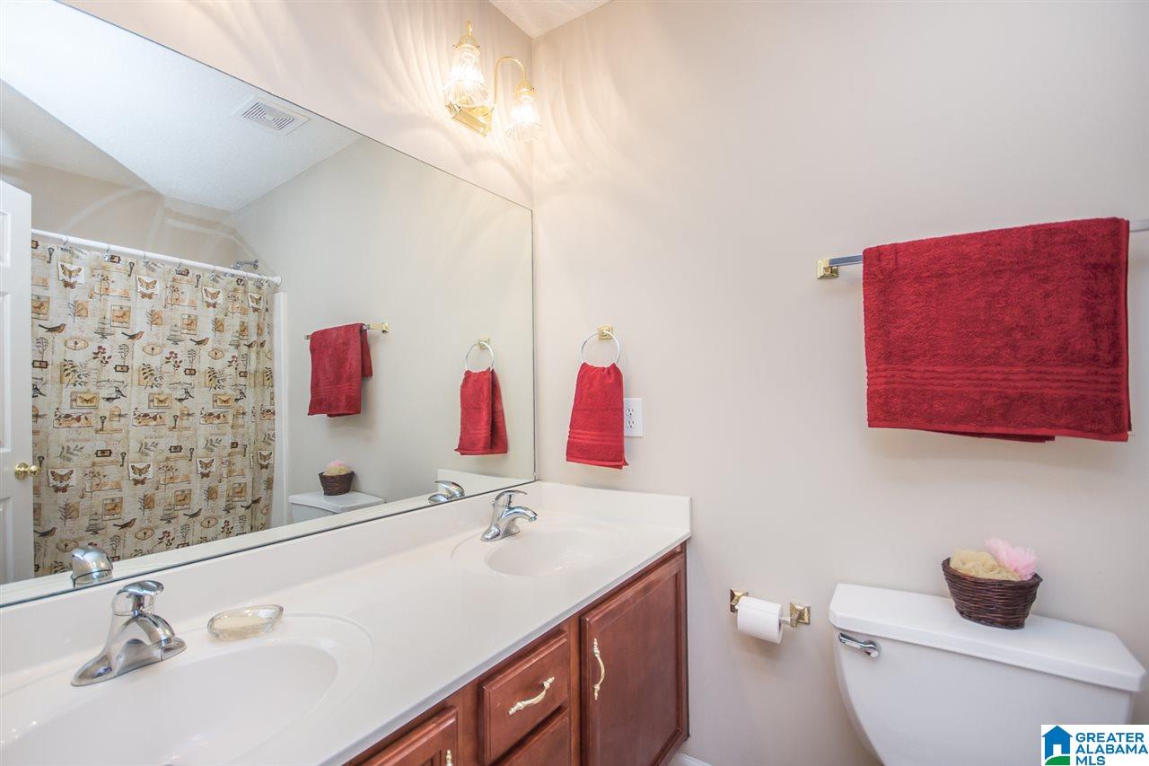 421 Cedar Grove Lane Alabaster, AL 35114 - Photo 15 of 24