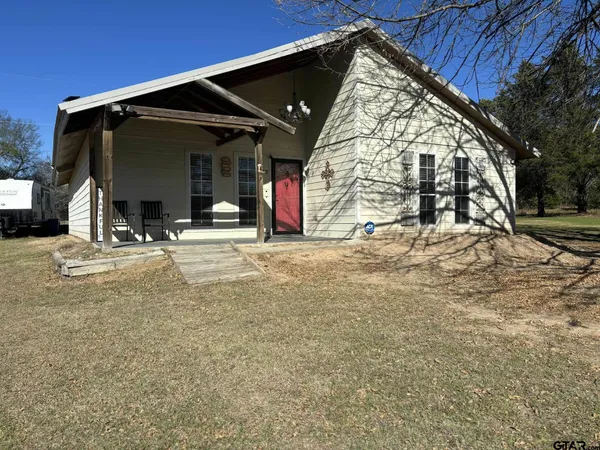 a view of the house