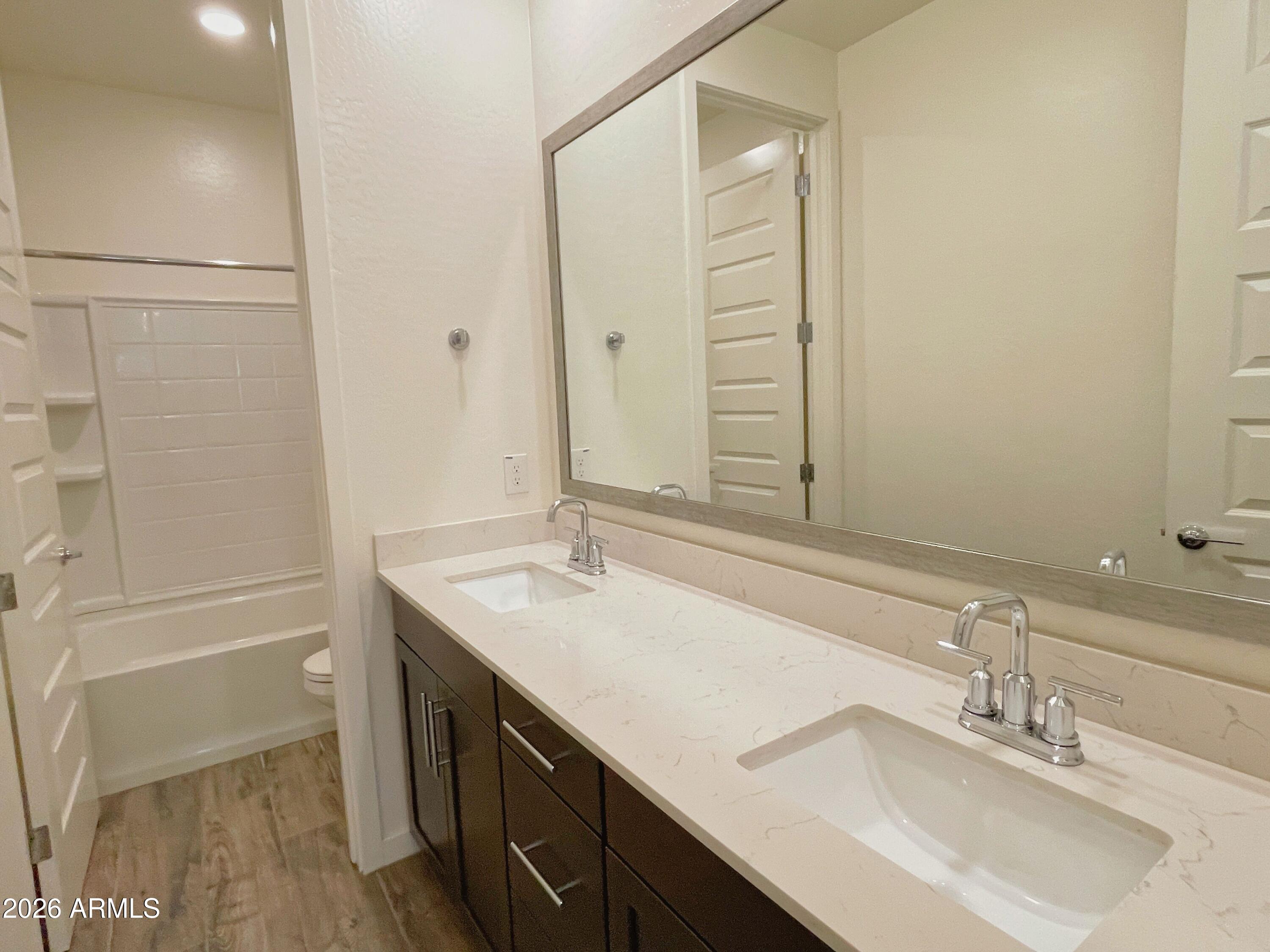 17155 North 9th Place Phoenix, AZ 85022 - Photo 31 of 41