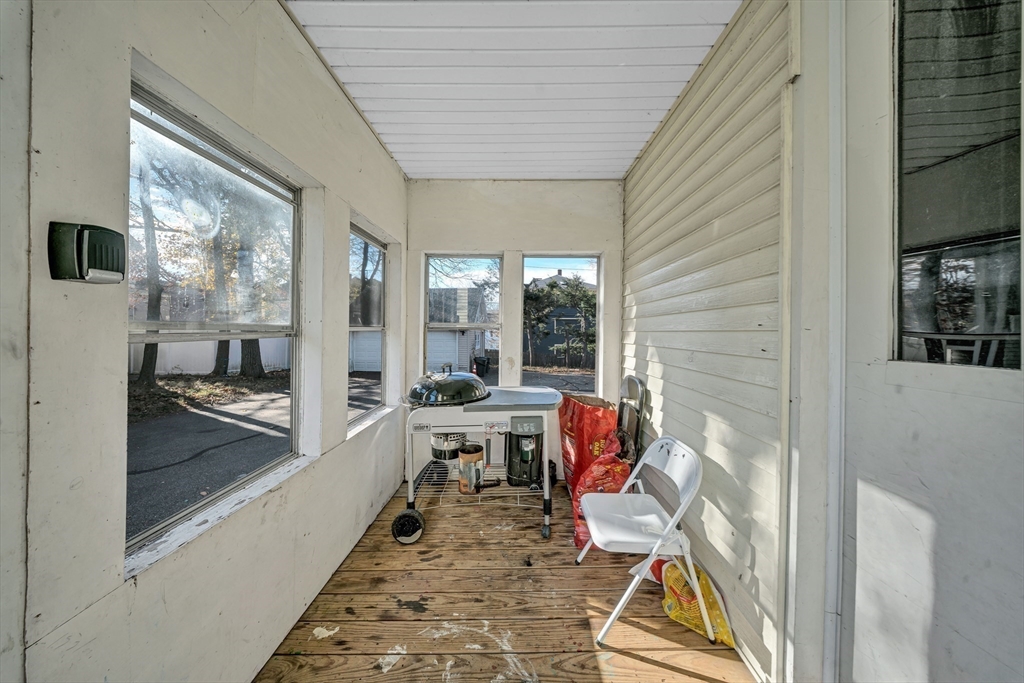 28 Richards Street Worcester, MA 01603 - Photo 19 of 42 a very nice looking room with a large window