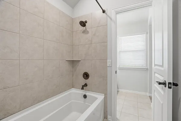 $3,200 | 7228 Windy Ridge Drive, Fort Worth, TX 76123
