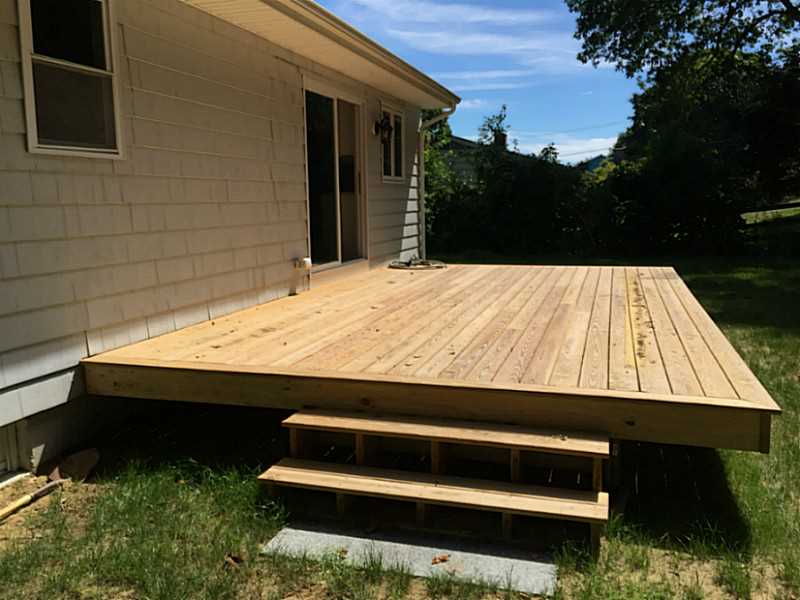 132 Winnapaug Road Westerly, RI 02891 - Photo 11 of 22 Exterior Back.