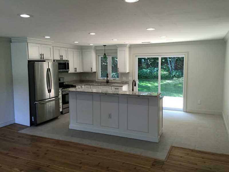 132 Winnapaug Road Westerly, RI 02891 - Photo 6 of 22 Interior Space/Layout.