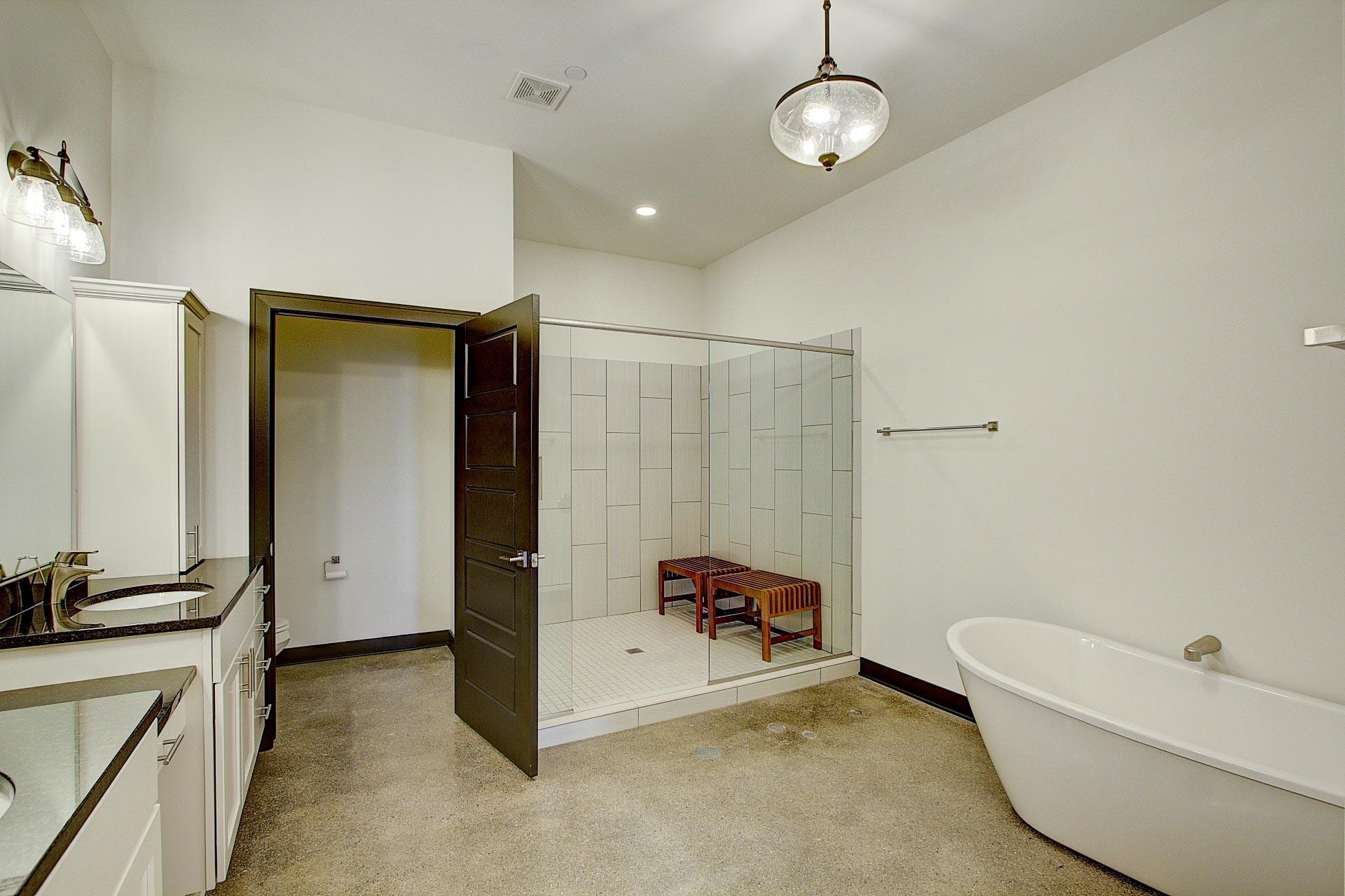 226 North Water Street Milwaukee, WI 53202 - Photo 9 of 13 Master Bath 1