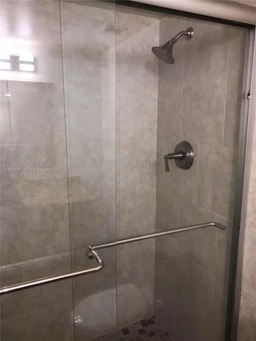 $3,250 | 1420 Brickell Bay Drive, Unit 1506D, Miami, FL 33131