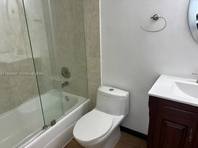 $3,250 | 1420 Brickell Bay Drive, Unit 1506D, Miami, FL 33131