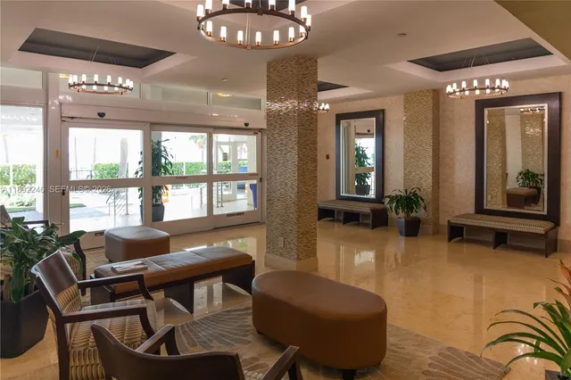 $3,250 | 1420 Brickell Bay Drive, Unit 1506D, Miami, FL 33131