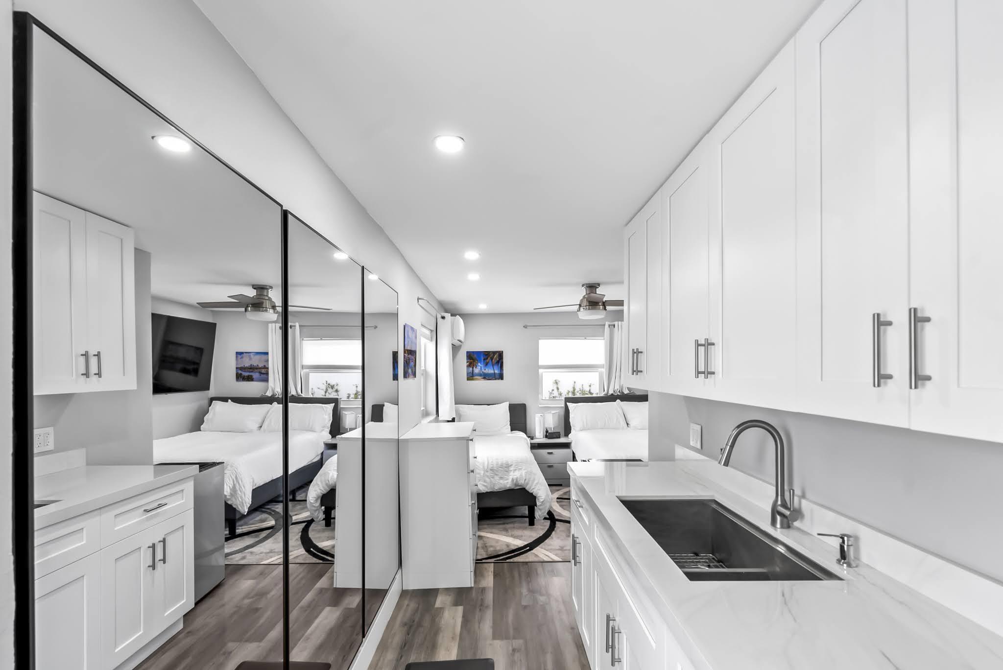 4990 Northwest 2nd Court Boca Raton, FL 33431 - Photo 11 of 41 DSC09005