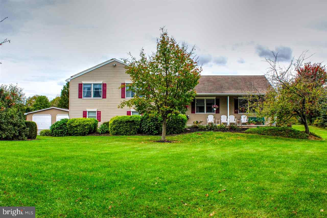 688 South Middlesex Road Carlisle, PA 17015 - Photo 1 of 25 Gallery Image 1