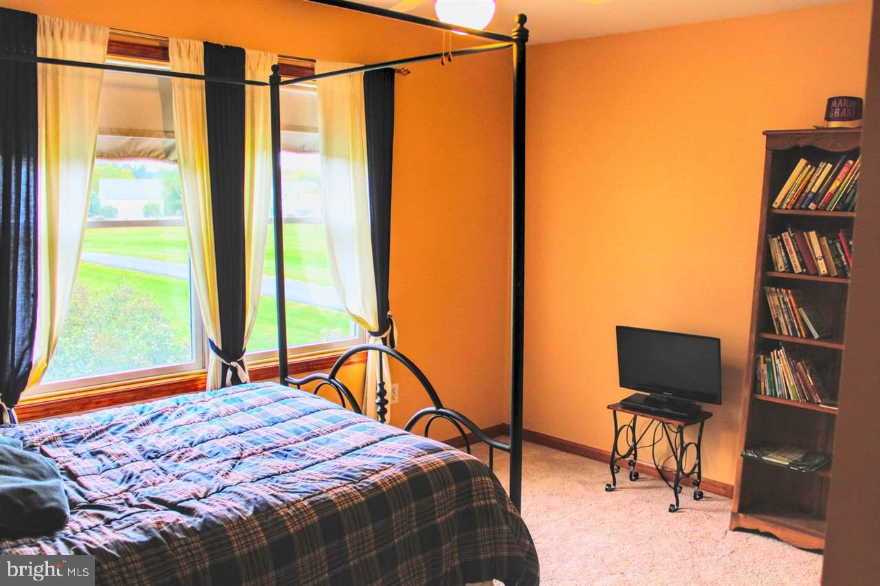 688 South Middlesex Road Carlisle, PA 17015 - Photo 20 of 25 Gallery Image 20