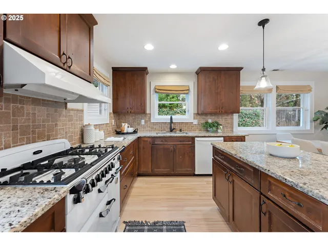 $465,000 | 7834 North Central Street, Portland, OR 97203