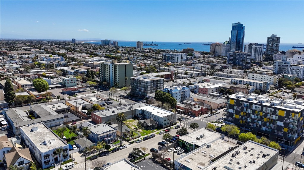 414 Linden Avenue Long Beach, CA 90802 - Photo 13 of 14 an aerial view of a city