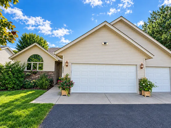 $329,900 | 2305 Pepperridge Lane, Northfield, MN 55057