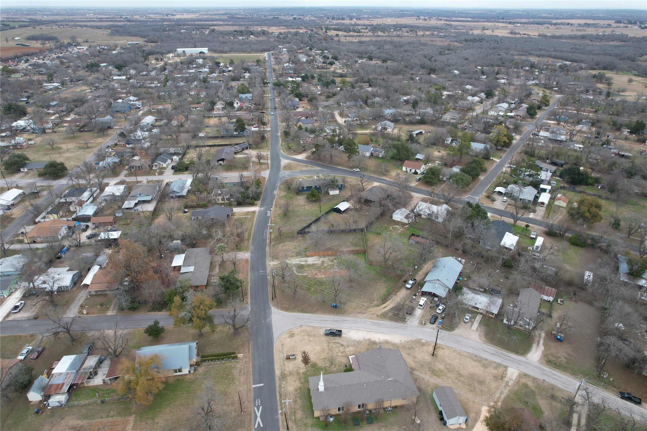 305 Lexington Road Elgin, TX 78621 - Photo 18 of 19 Gallery Image 18