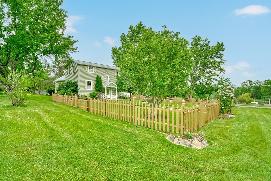 4343 Elm Tree Road Bloomfield, NY 14469 - Photo 5 of 50