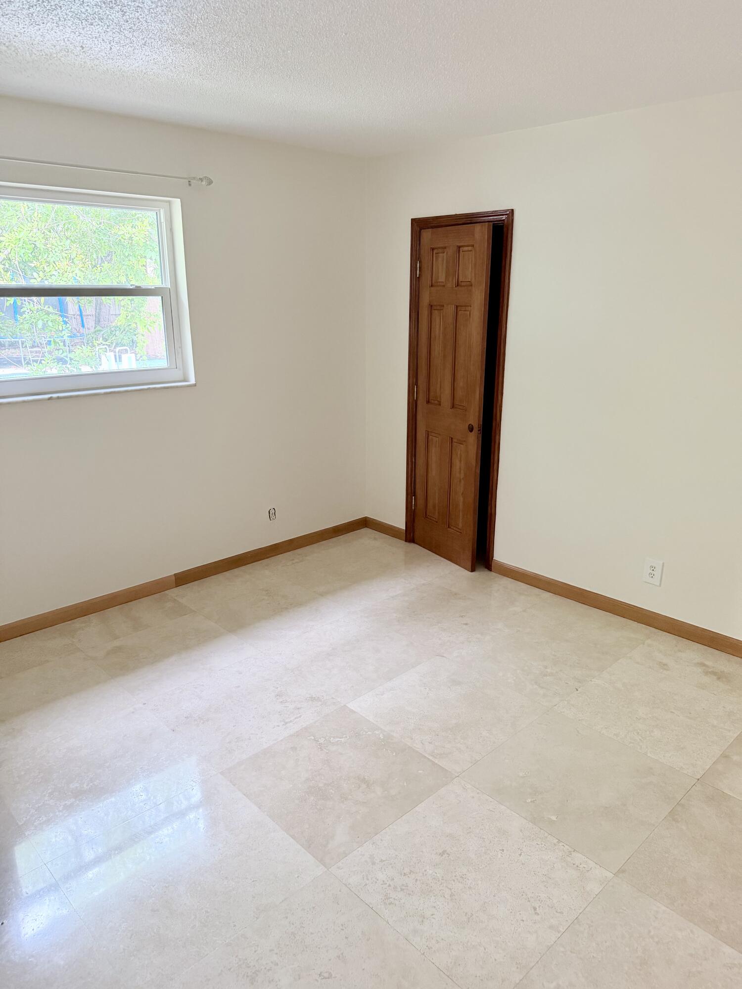 3916 Adams Street Hollywood, FL 33021 - Photo 21 of 38 IMG_9072