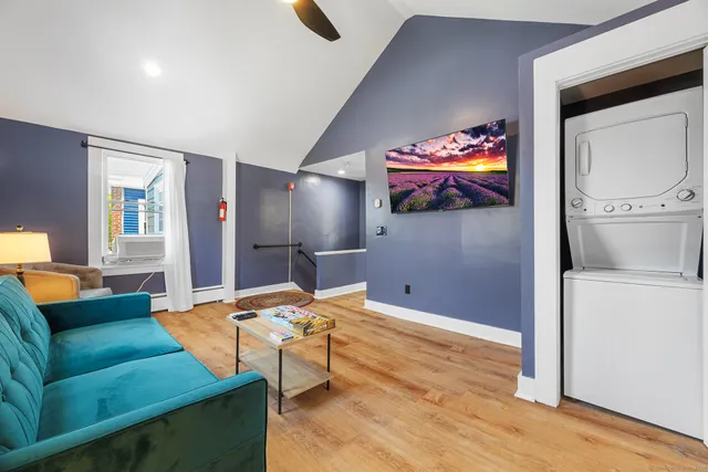 $3,000 | 3 Pearl Street, Unit D, Groton, CT 06355