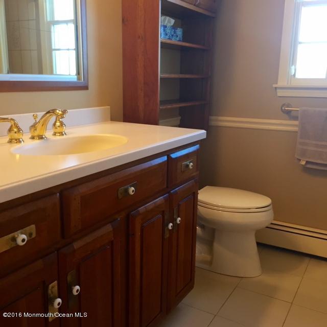 18 Queen Ann Road Brick, NJ 08723 - Photo 11 of 23 18 queen ann 12