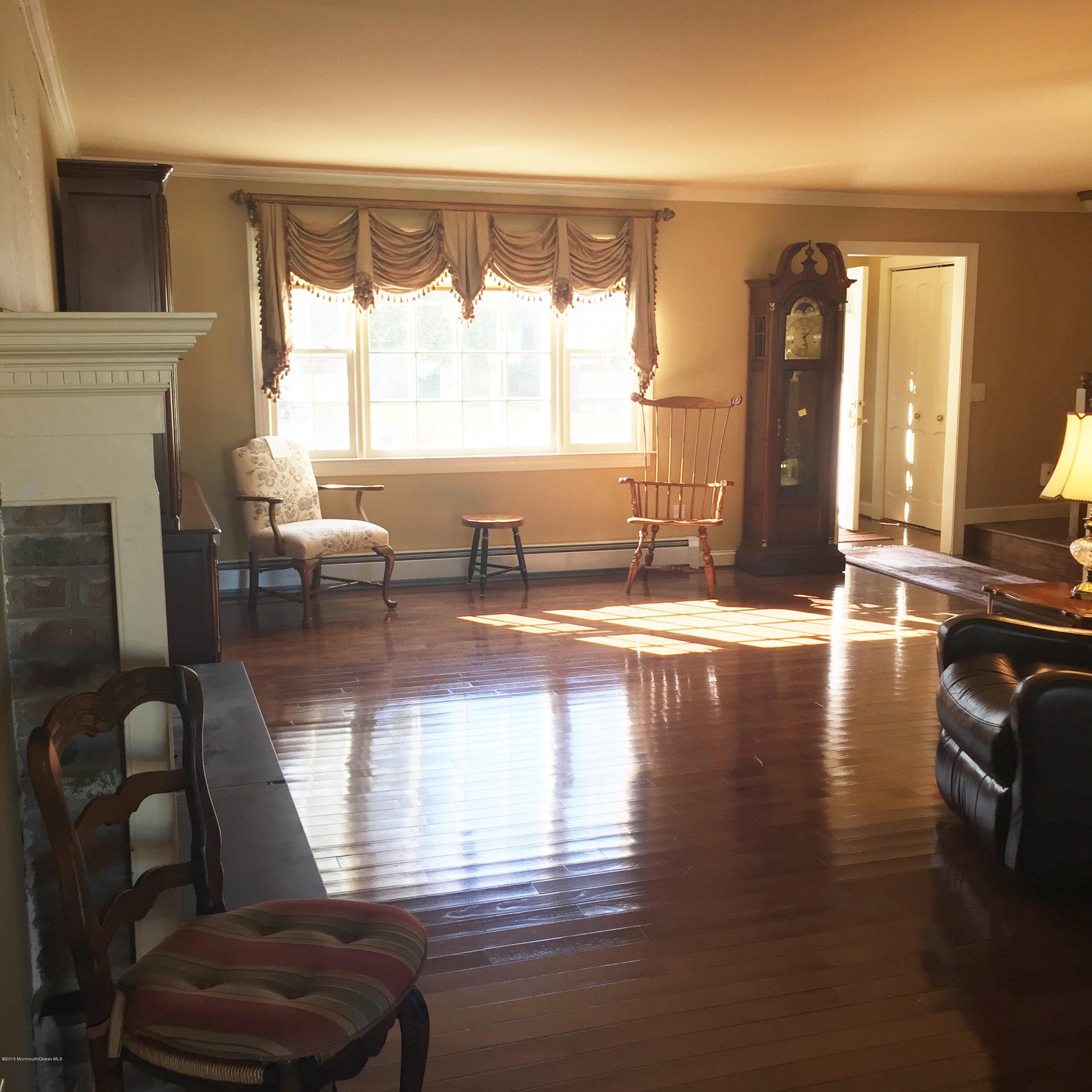 18 Queen Ann Road Brick, NJ 08723 - Photo 8 of 23 IMG_5003