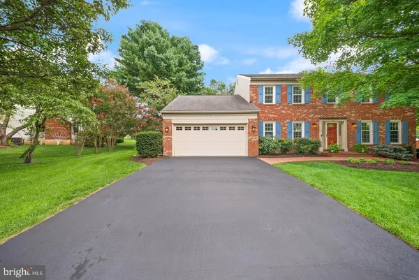 $1,100,000 | 2711 Mustang Drive, Herndon, VA 20171