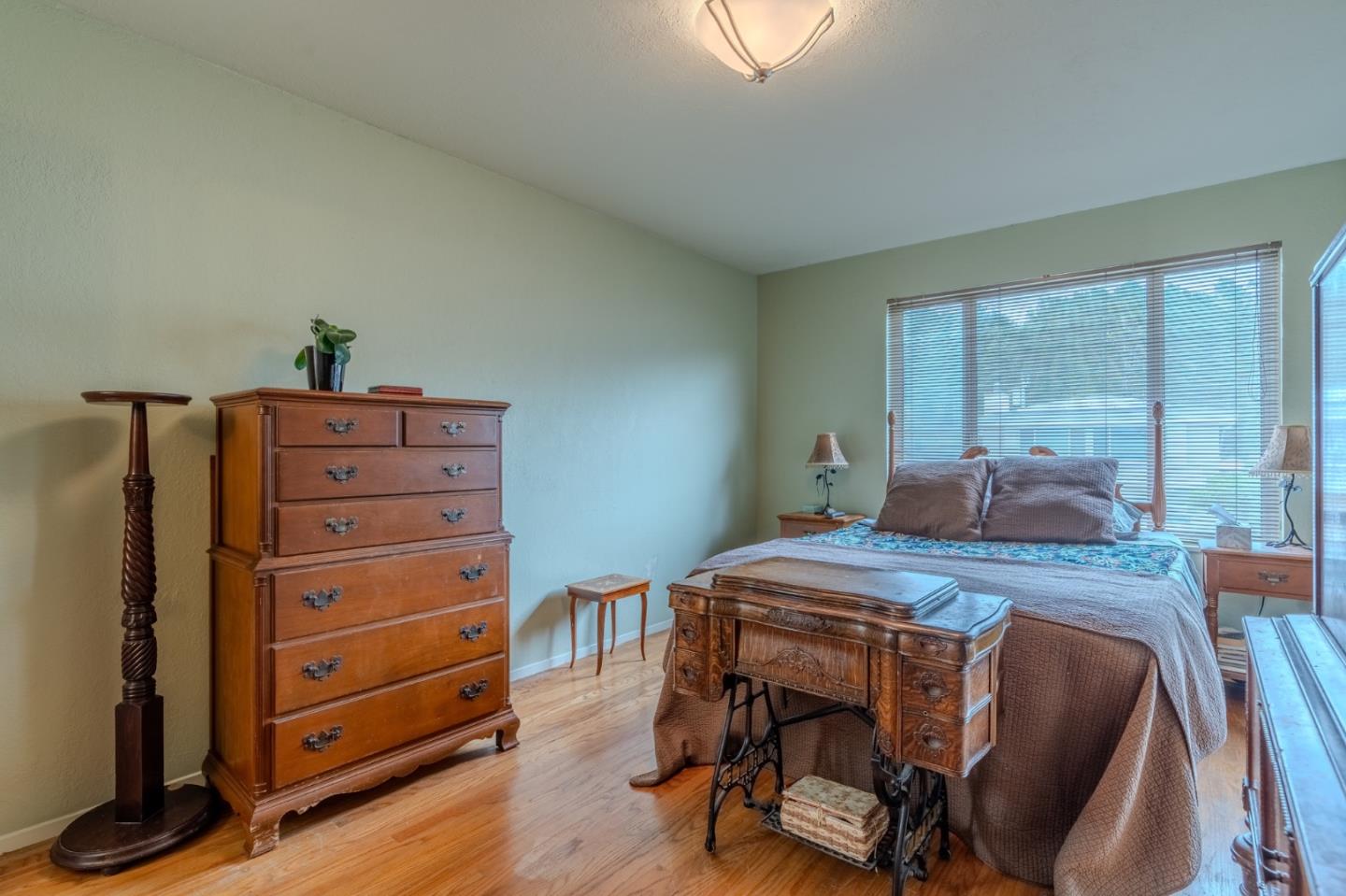 226 Crestmoor Circle Pacifica, CA 94044 - Photo 12 of 23 a bed room with a bed and a chair