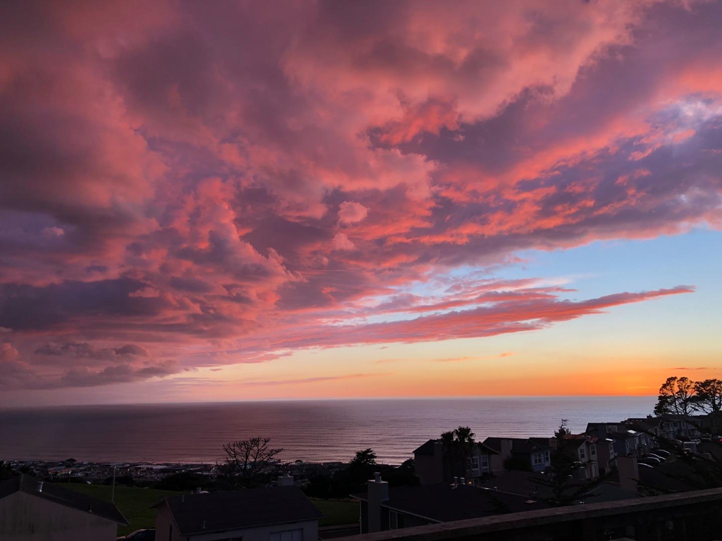 226 Crestmoor Circle Pacifica, CA 94044 - Photo 23 of 23 a view of city and mountain