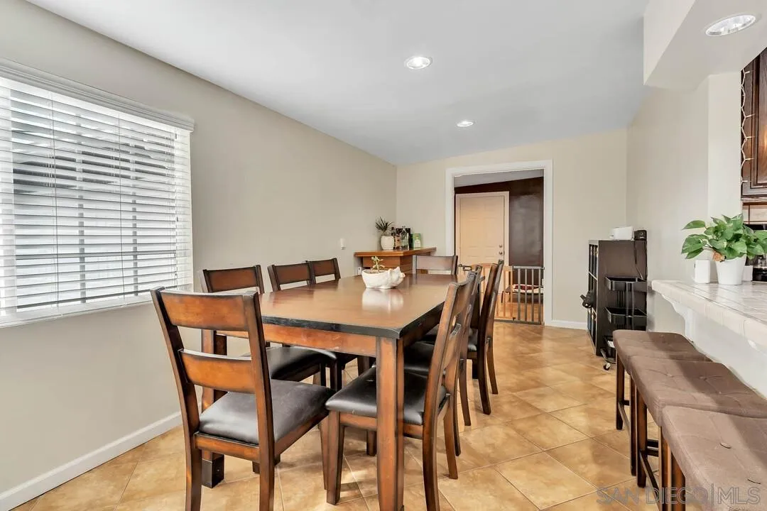 13730 Ridge Hill Road El Cajon, CA 92021 - Photo 9 of 42 Gallery Image 9