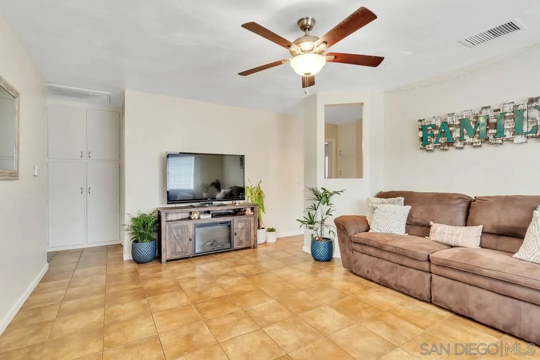 13730 Ridge Hill Road El Cajon, CA 92021 - Photo 10 of 42 Gallery Image 10
