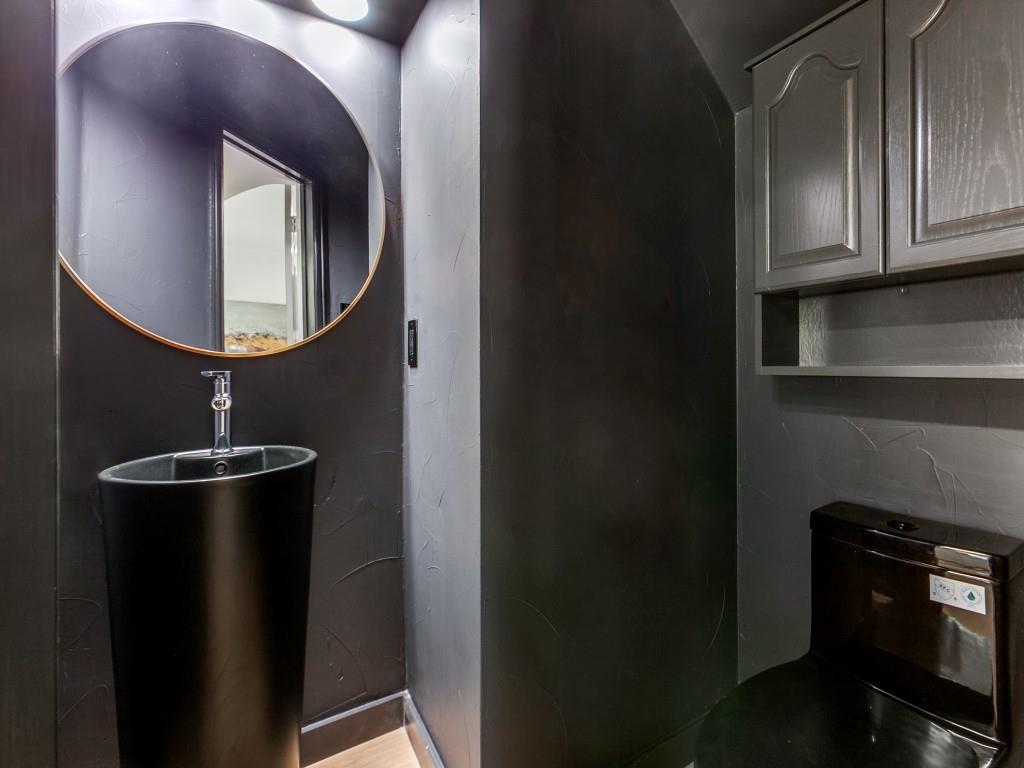 14624 Dickenson Court Addison, TX 75001 - Photo 11 of 32