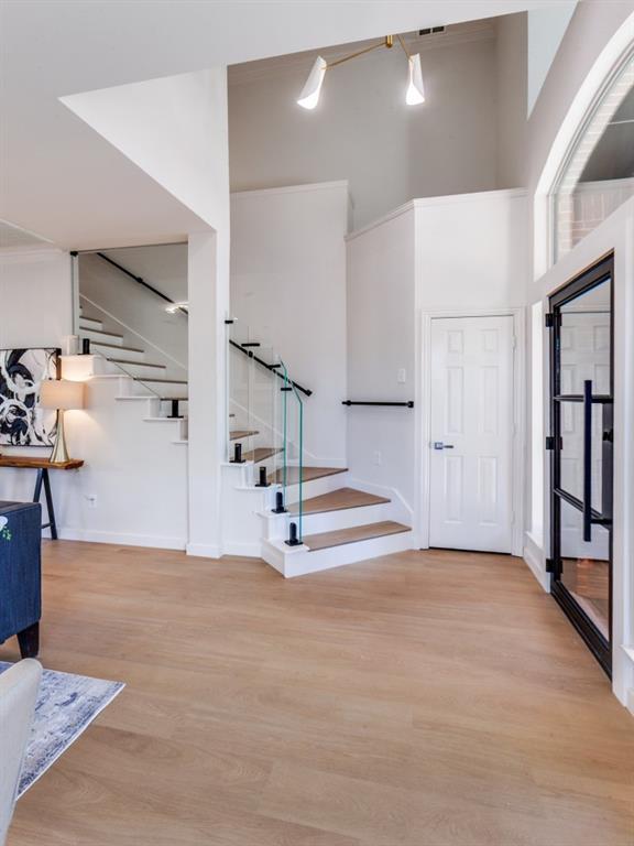 14624 Dickenson Court Addison, TX 75001 - Photo 3 of 32