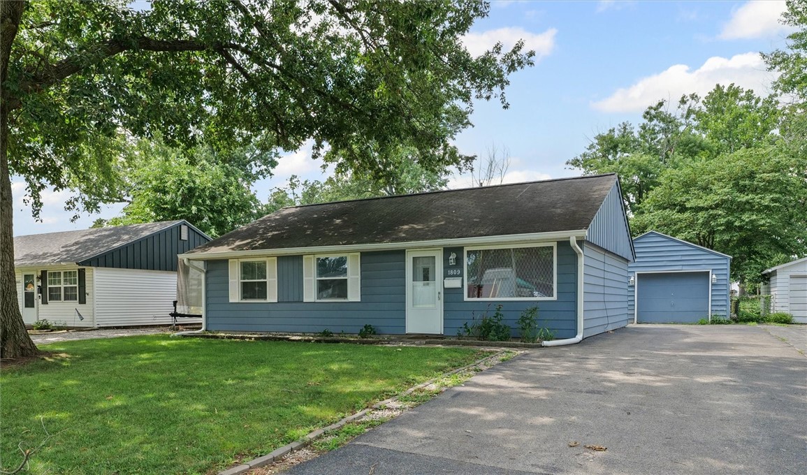 1809 South 32nd Street Decatur, IL 62521 - Photo 2 of 21