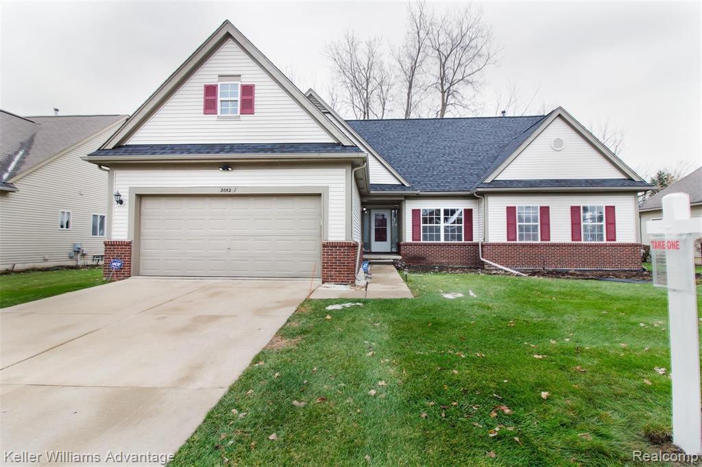 2052 Lagoon Drive Rochester, MI 48309 - Photo 31 of 32
