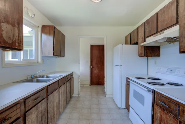 $200,000 | 45264 State Highway, McArthur, CA 96056