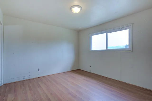 $200,000 | 45264 State Highway, McArthur, CA 96056