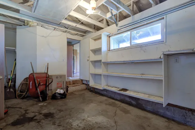 $200,000 | 45264 State Highway, McArthur, CA 96056