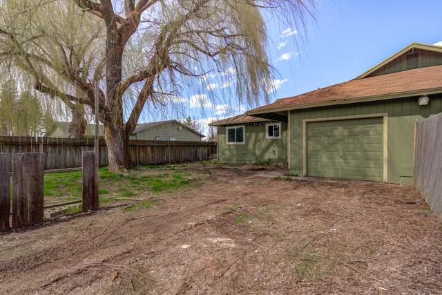 $200,000 | 45264 State Highway, McArthur, CA 96056