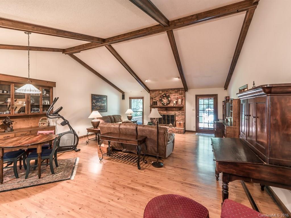 11420 Idlewild Road Matthews, NC 28105 - Photo 2 of 24 Gallery Image 2