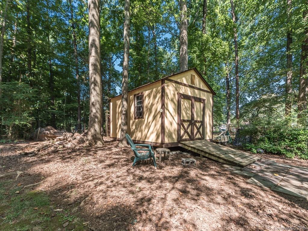 11420 Idlewild Road Matthews, NC 28105 - Photo 19 of 24 Gallery Image 19