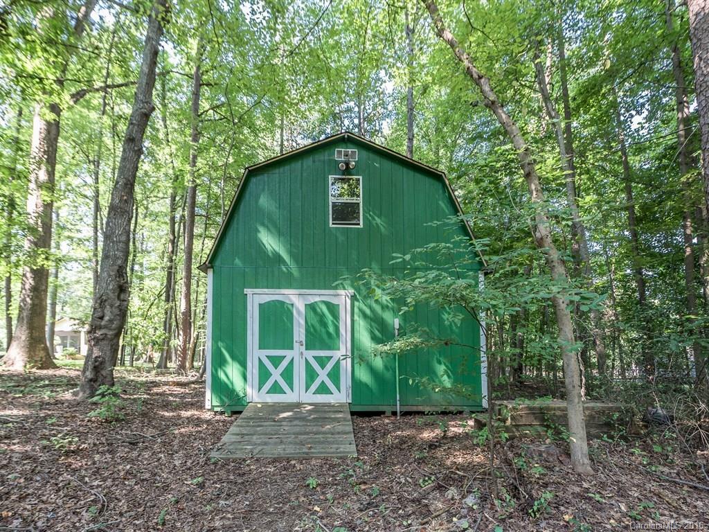 11420 Idlewild Road Matthews, NC 28105 - Photo 20 of 24 Gallery Image 20